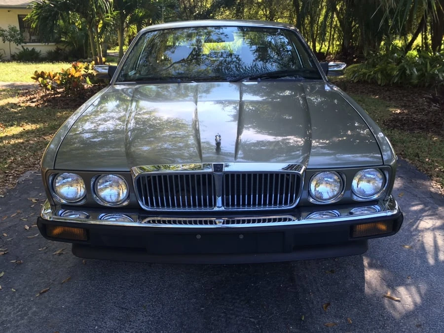 1989 Jaguar XJS - Image 9 of 11