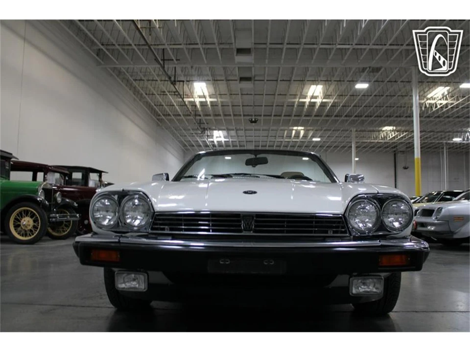 1989 Jaguar XJS - Image 17 of 31