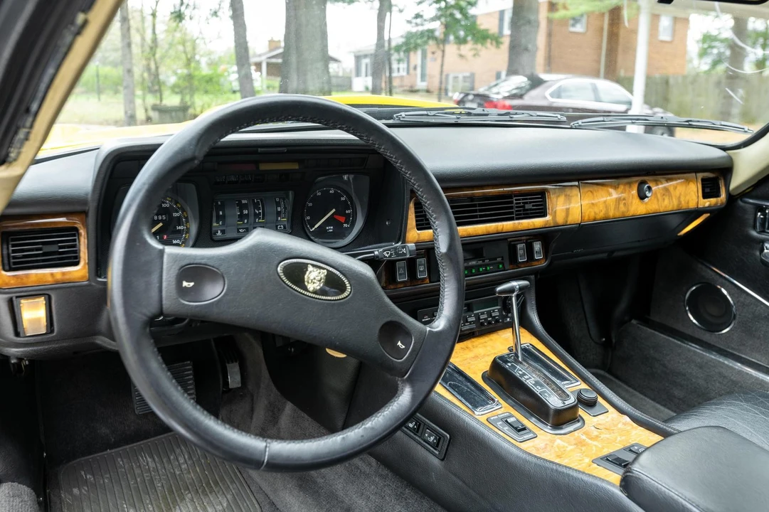 1989 Jaguar XJS - Image 19 of 31