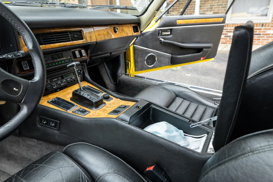 1989 Jaguar XJS - Image 28 of 31