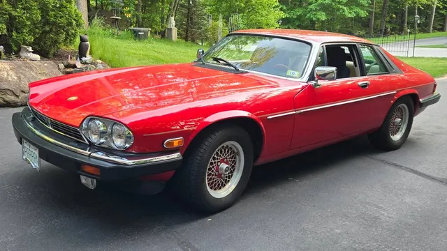 1989 Jaguar XJS Rouge Special Edition