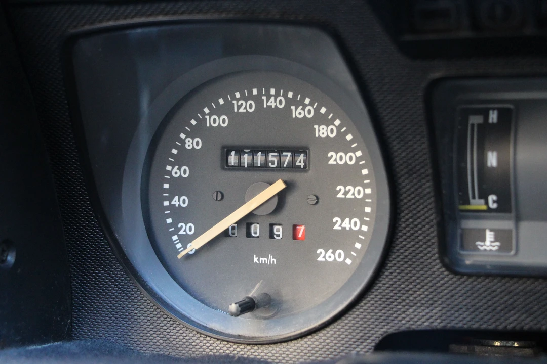 1989 Jaguar XJS Pre-Facelift V12 - Image 8 of 31