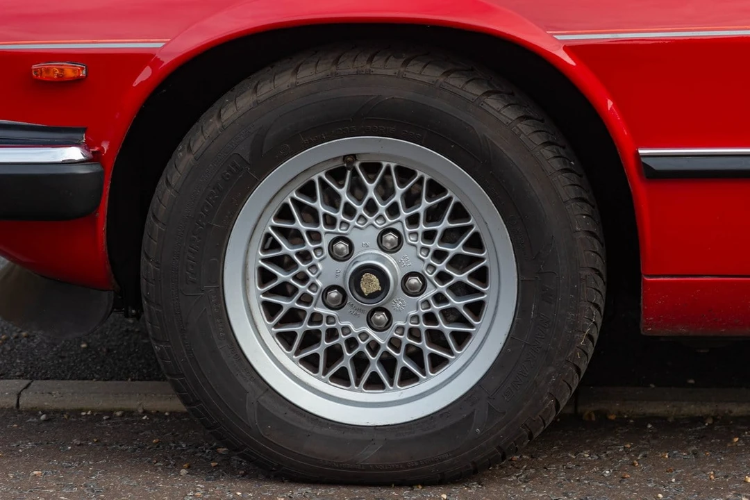1989 Jaguar XJS Pre-Facelift V12 - Image 26 of 30