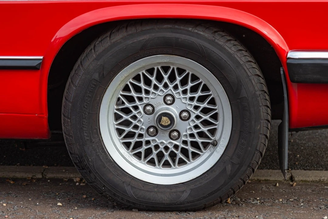 1989 Jaguar XJS Pre-Facelift V12 - Image 27 of 30