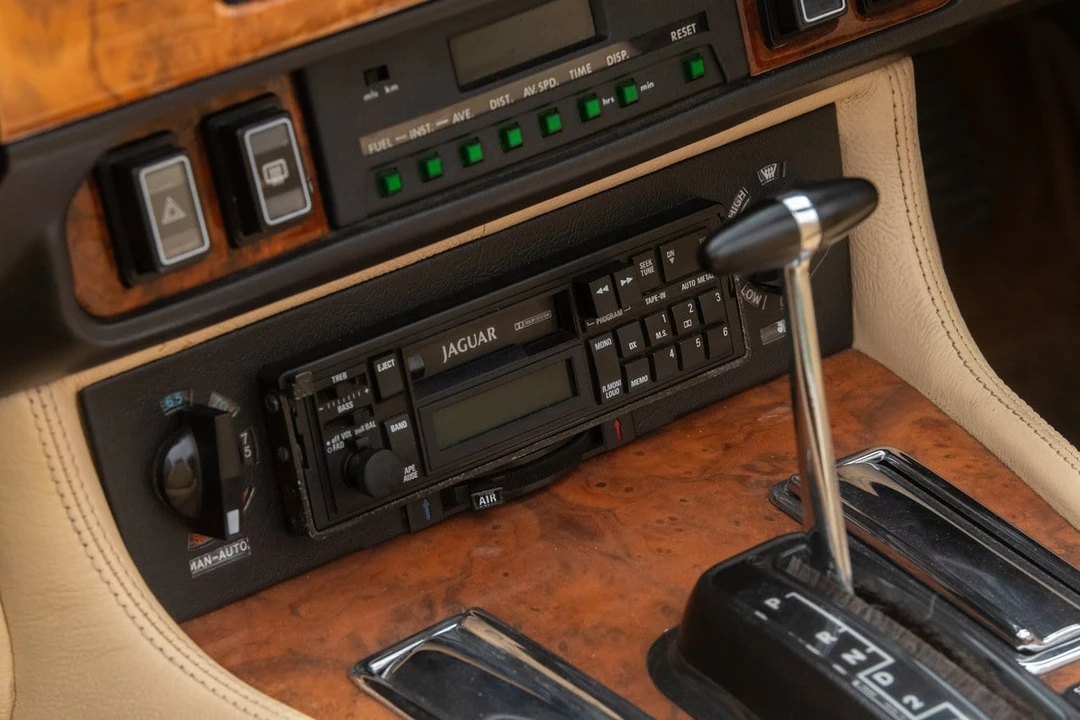 1989 Jaguar XJS Convertible - Image 30 of 30