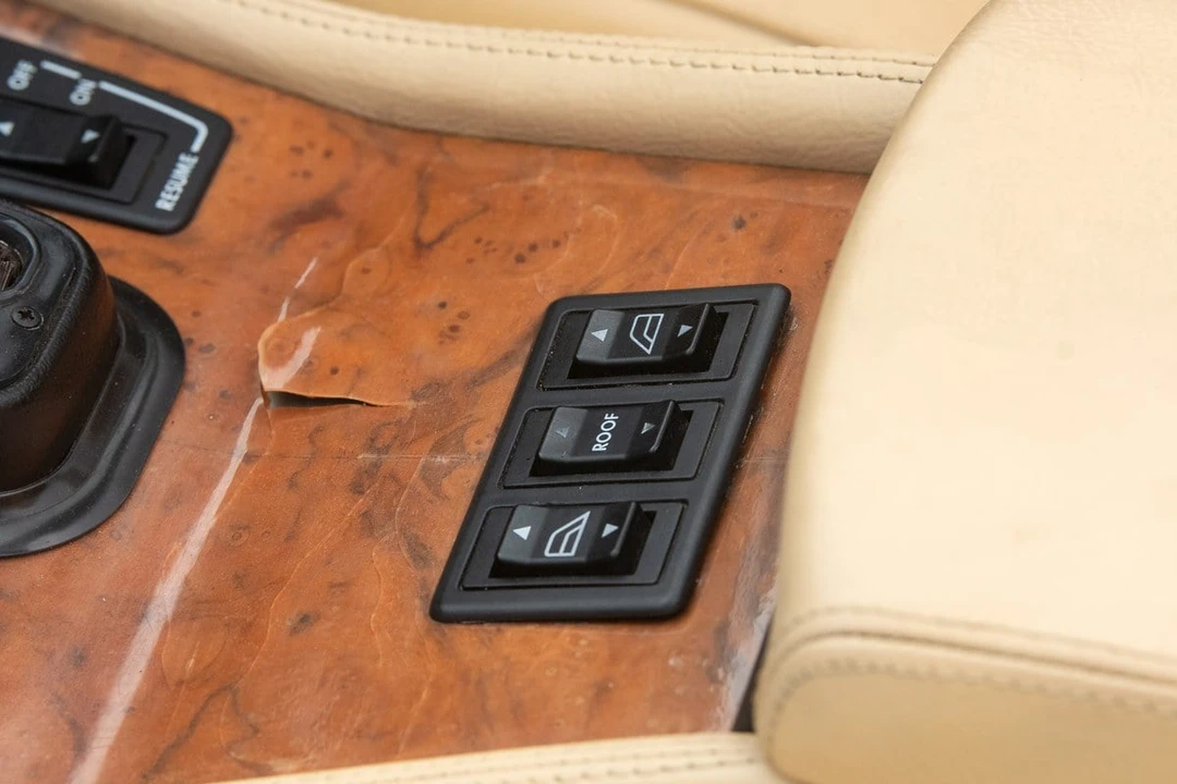1989 Jaguar XJS Convertible - Image 28 of 30
