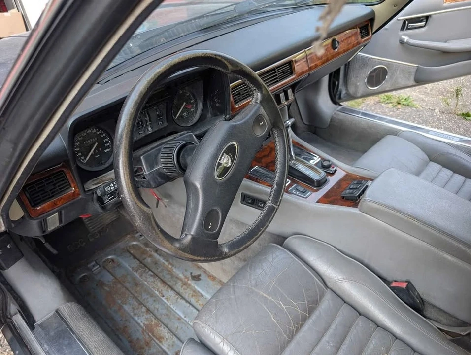 1989 Jaguar XJS Convertible - Image 9 of 10