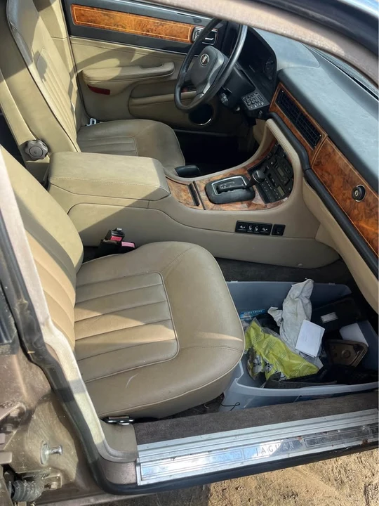 1989 Jaguar XJ40 XJ - Image 6 of 9