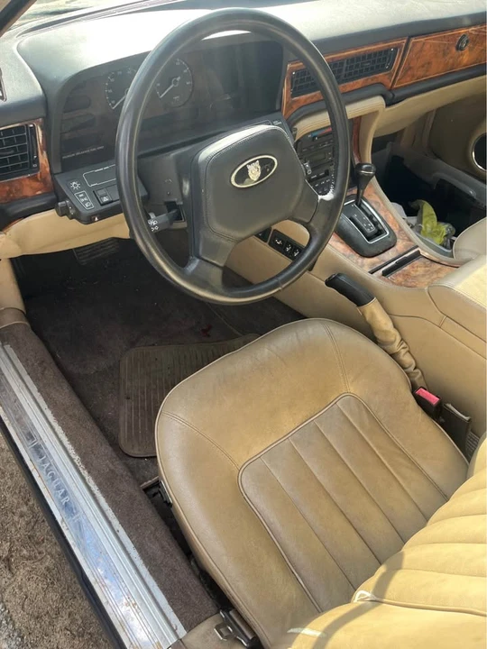 1989 Jaguar XJ40 XJ - Image 4 of 9