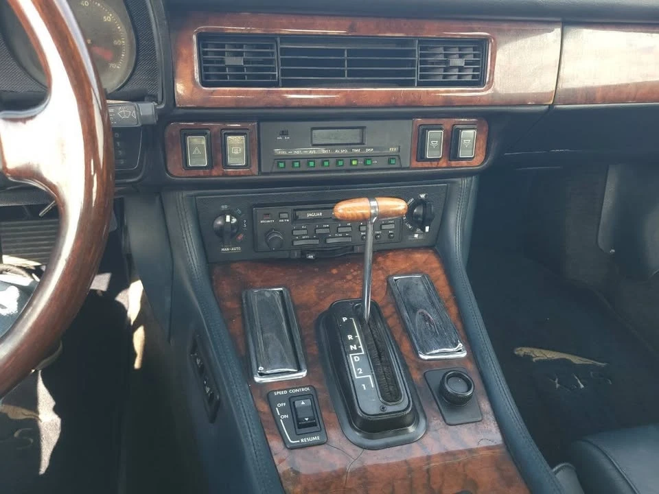 1989 Jaguar XJS - Image 9 of 13