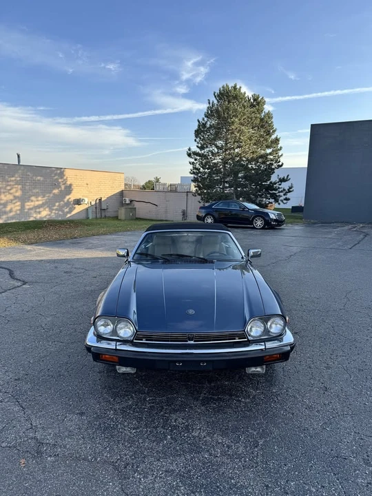 1989 Jaguar XJS - Image 2 of 17
