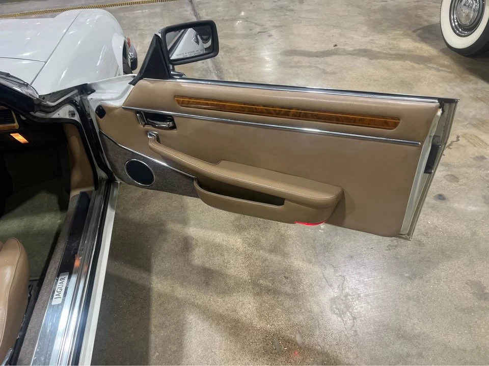 1989 Jaguar XJS Convertible - Image 7 of 14