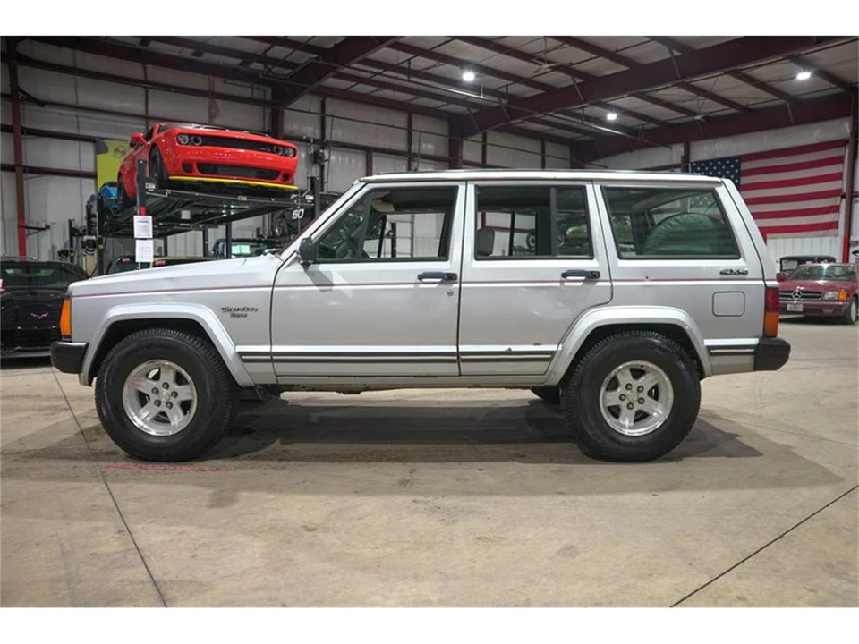 1989 Jeep XJ Cherokee - Image 4 of 31
