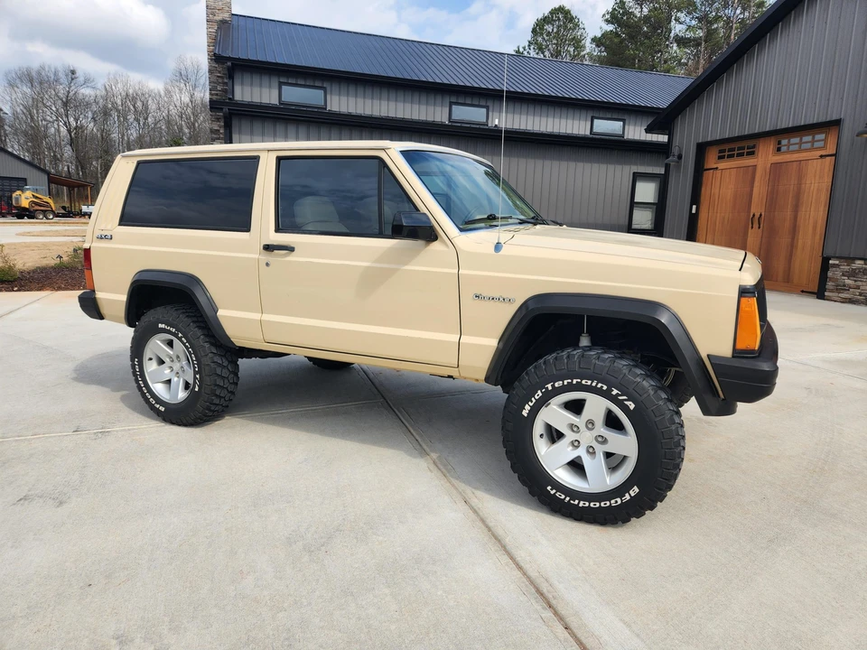 1989 Jeep XJ Cherokee - Image 9 of 31