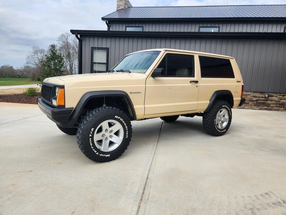 1989 Jeep XJ Cherokee - Image 2 of 31