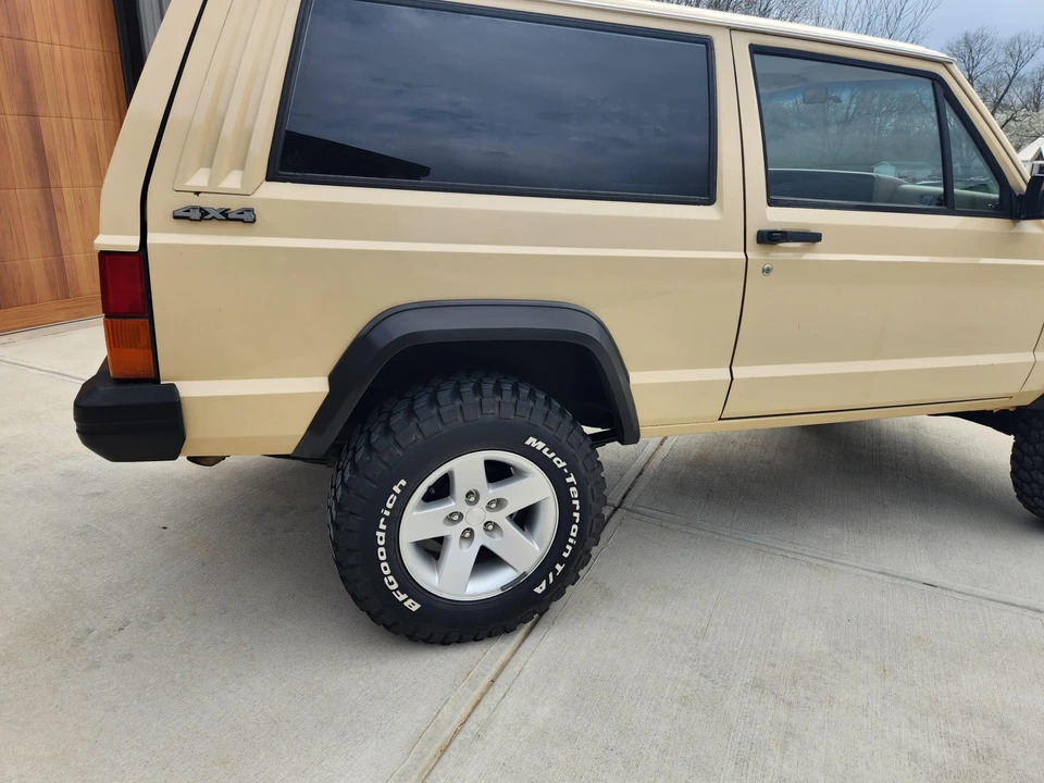 1989 Jeep XJ Cherokee - Image 17 of 31