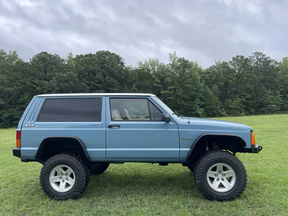 1989 Jeep XJ Cherokee - Image 16 of 31