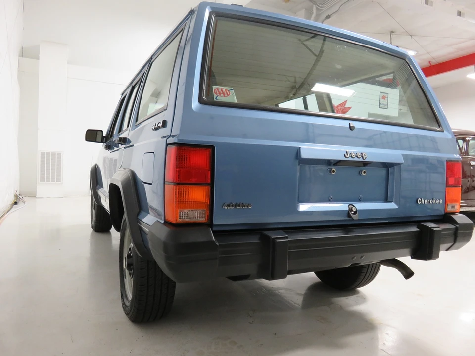 1989 Jeep XJ Cherokee - Image 23 of 31