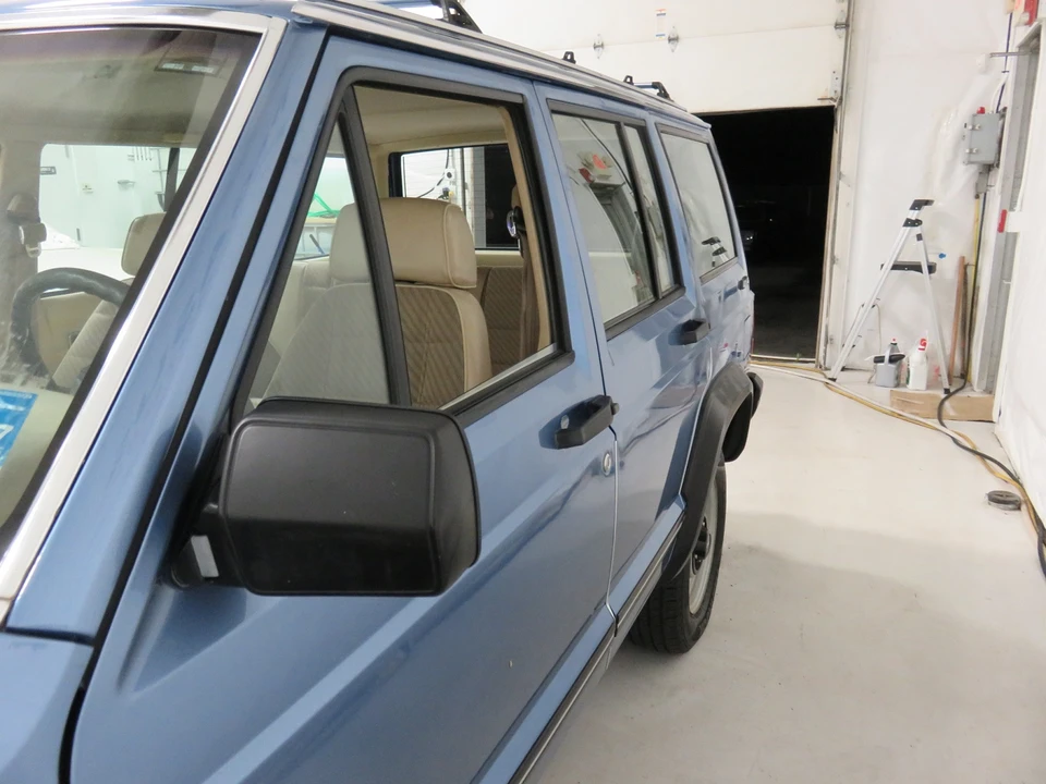 1989 Jeep XJ Cherokee - Image 29 of 31
