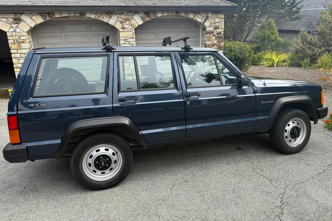 1989 Jeep XJ Cherokee - Image 4 of 31