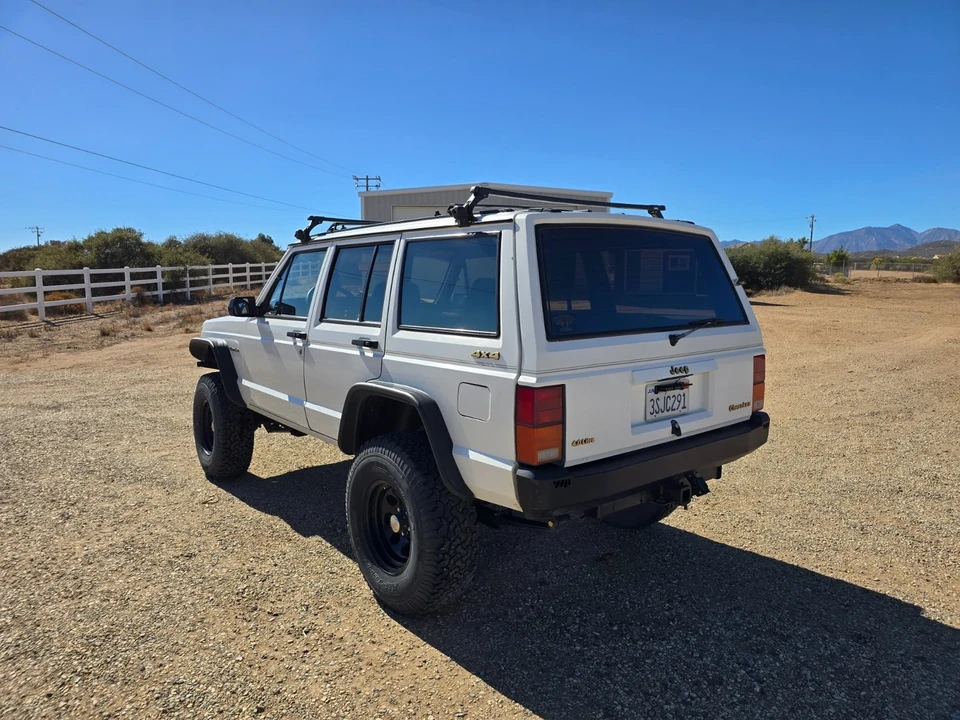 1989 Jeep XJ Cherokee - Image 6 of 11