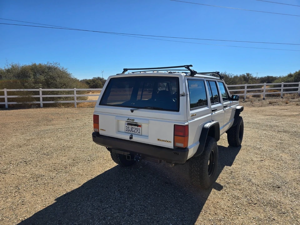 1989 Jeep XJ Cherokee - Image 5 of 11