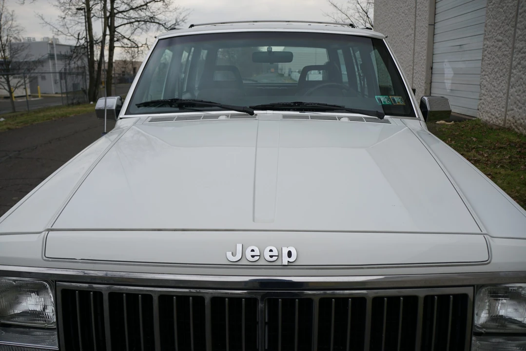 1989 Jeep XJ Cherokee - Image 10 of 31