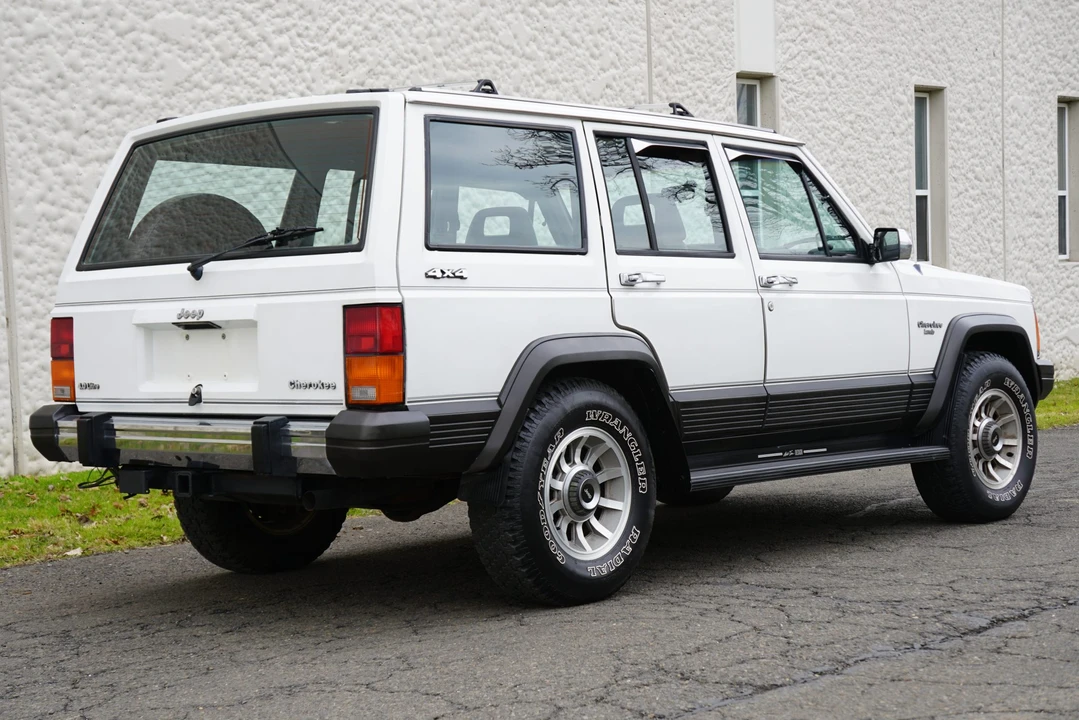 1989 Jeep XJ Cherokee - Image 6 of 31