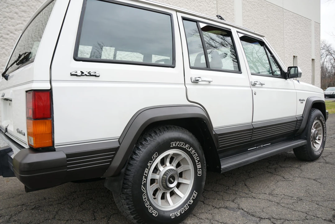 1989 Jeep XJ Cherokee - Image 19 of 31