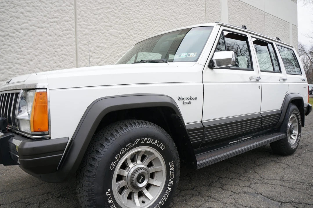 1989 Jeep XJ Cherokee - Image 12 of 31