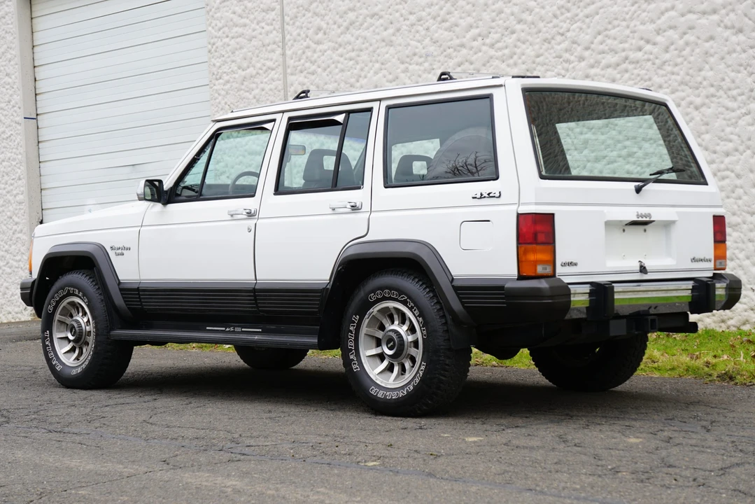 1989 Jeep XJ Cherokee - Image 8 of 31