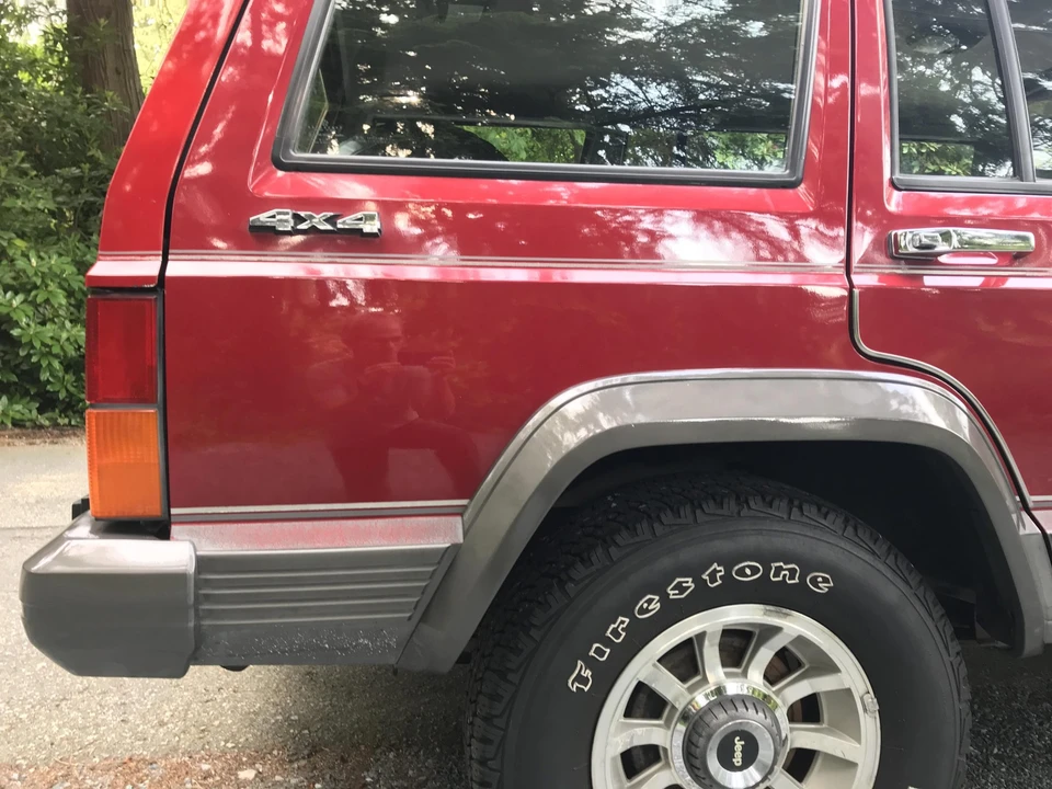 1989 Jeep XJ Cherokee - Image 18 of 31