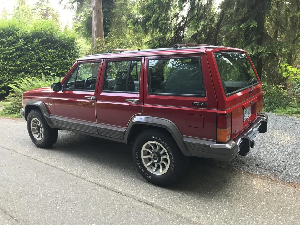1989 Jeep XJ Cherokee - Image 12 of 31