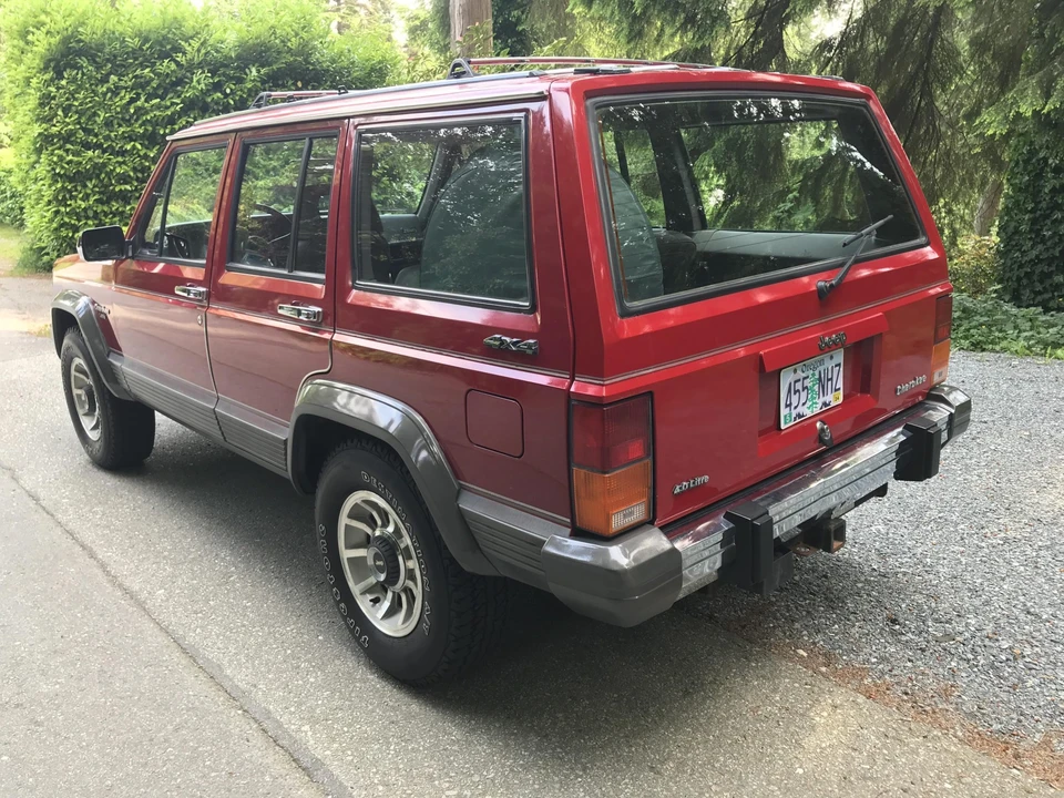 1989 Jeep XJ Cherokee - Image 11 of 31