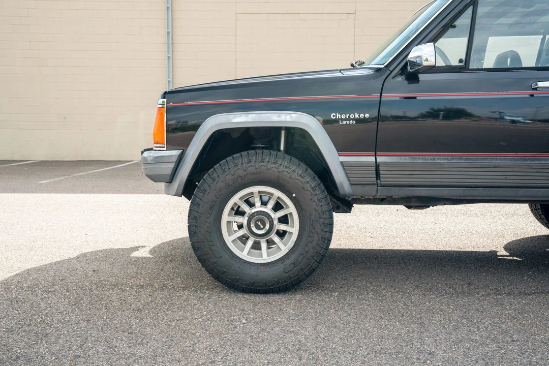 1989 Jeep XJ Cherokee - Image 27 of 31