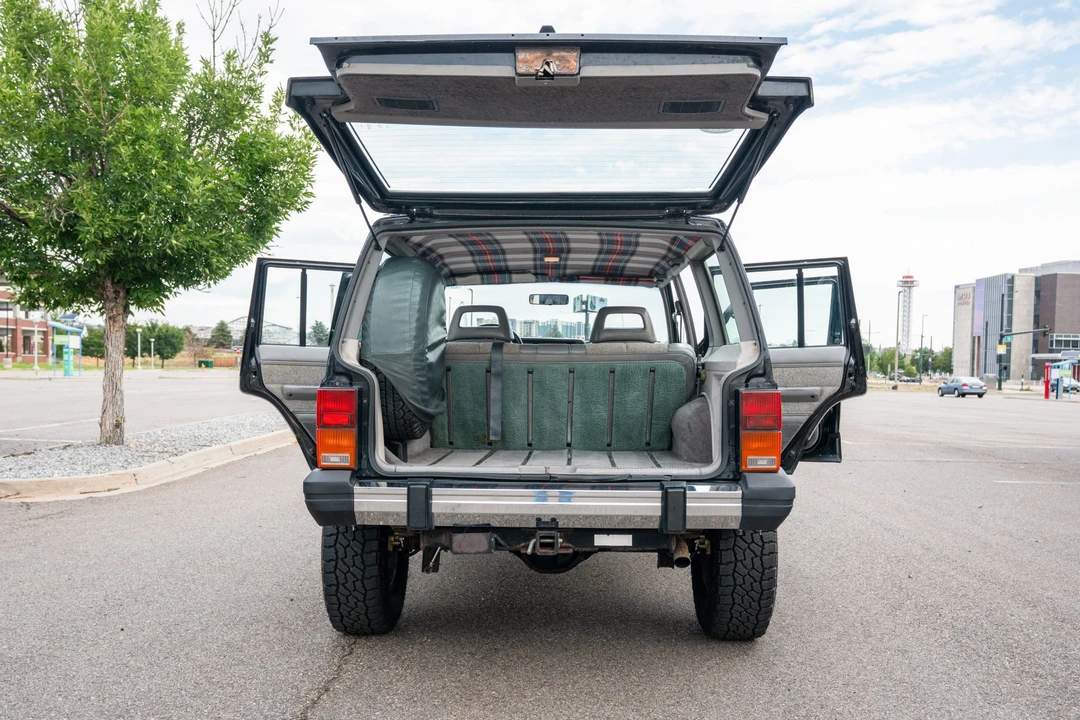 1989 Jeep XJ Cherokee - Image 21 of 31