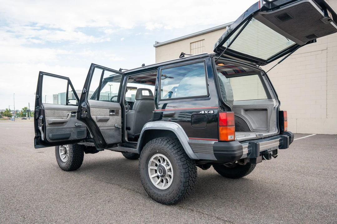 1989 Jeep XJ Cherokee - Image 20 of 31