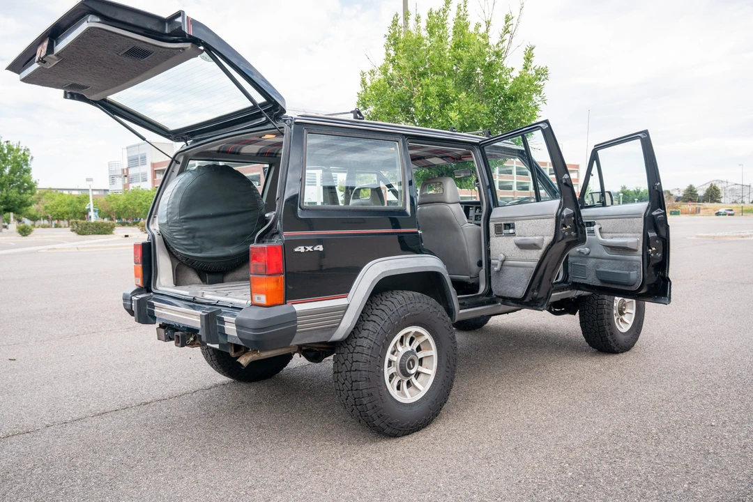 1989 Jeep XJ Cherokee - Image 22 of 31