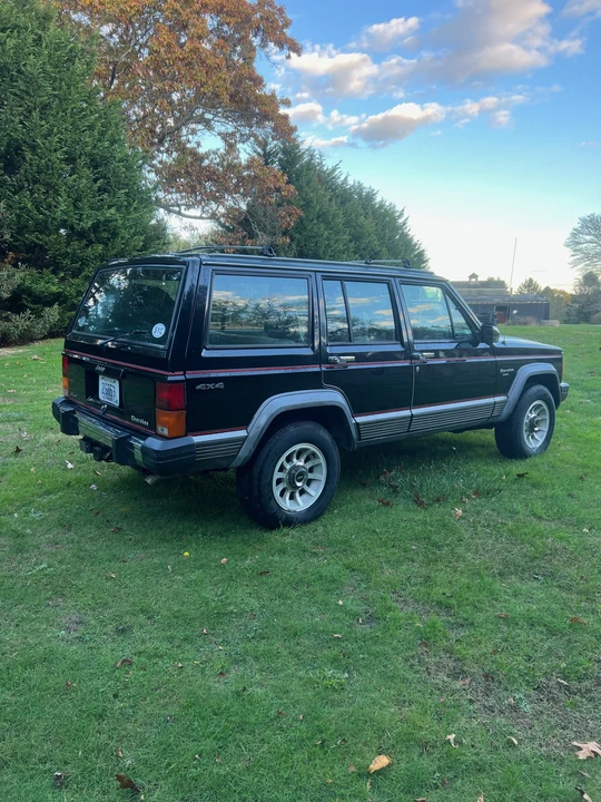 1989 Jeep XJ Cherokee - Image 9 of 31