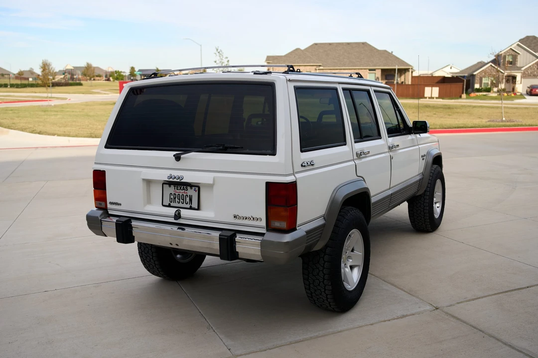 1989 Jeep XJ Cherokee - Image 6 of 31