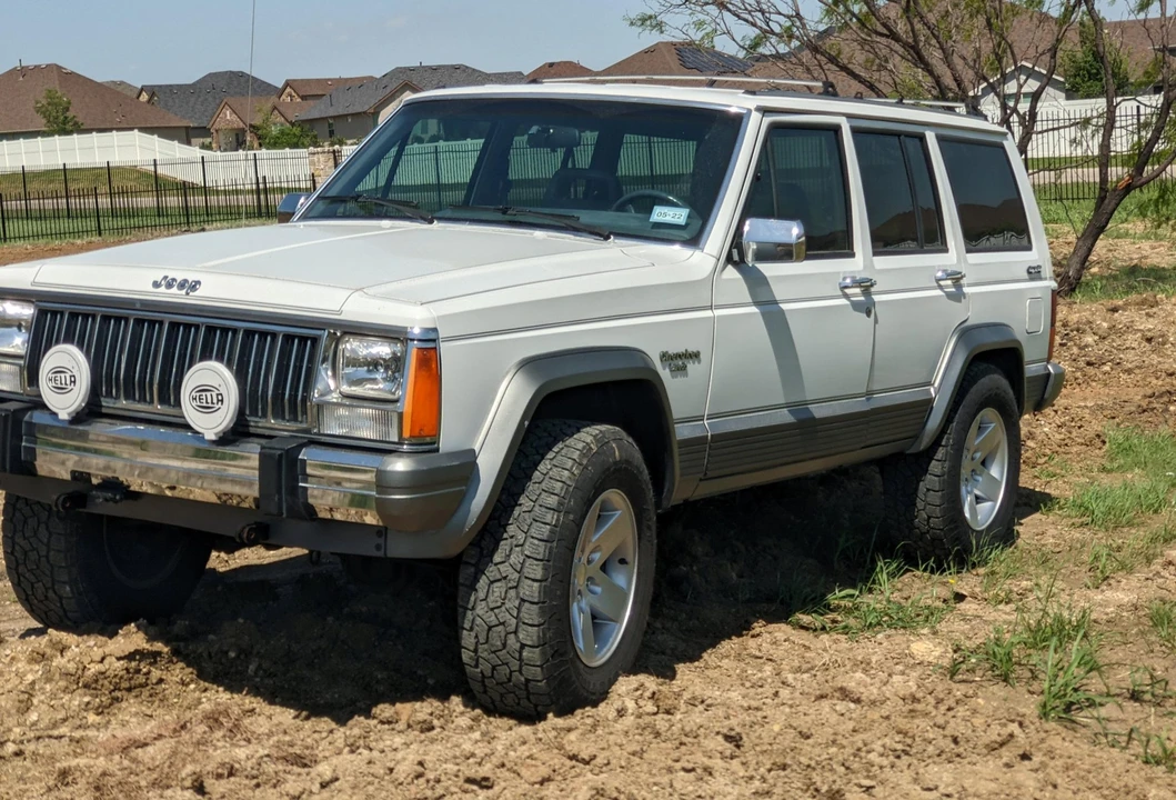 1989 Jeep XJ Cherokee - Image 13 of 31