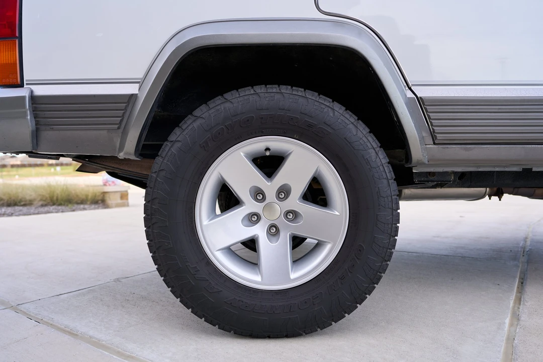 1989 Jeep XJ Cherokee - Image 31 of 31