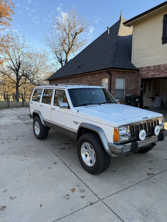 1989 Jeep XJ Cherokee - Image 2 of 31