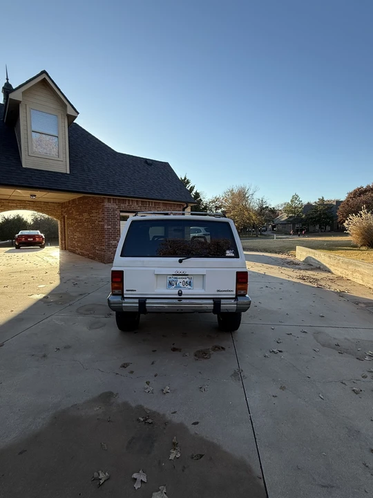 1989 Jeep XJ Cherokee - Image 8 of 31