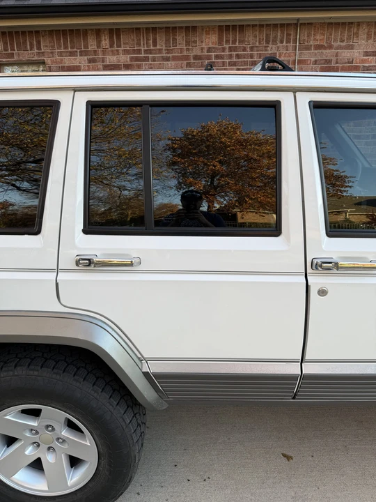 1989 Jeep XJ Cherokee - Image 17 of 31