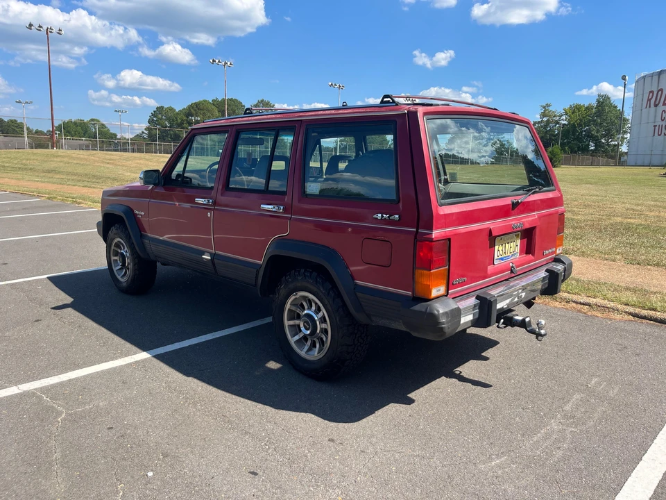 1989 Jeep XJ Cherokee - Image 15 of 31