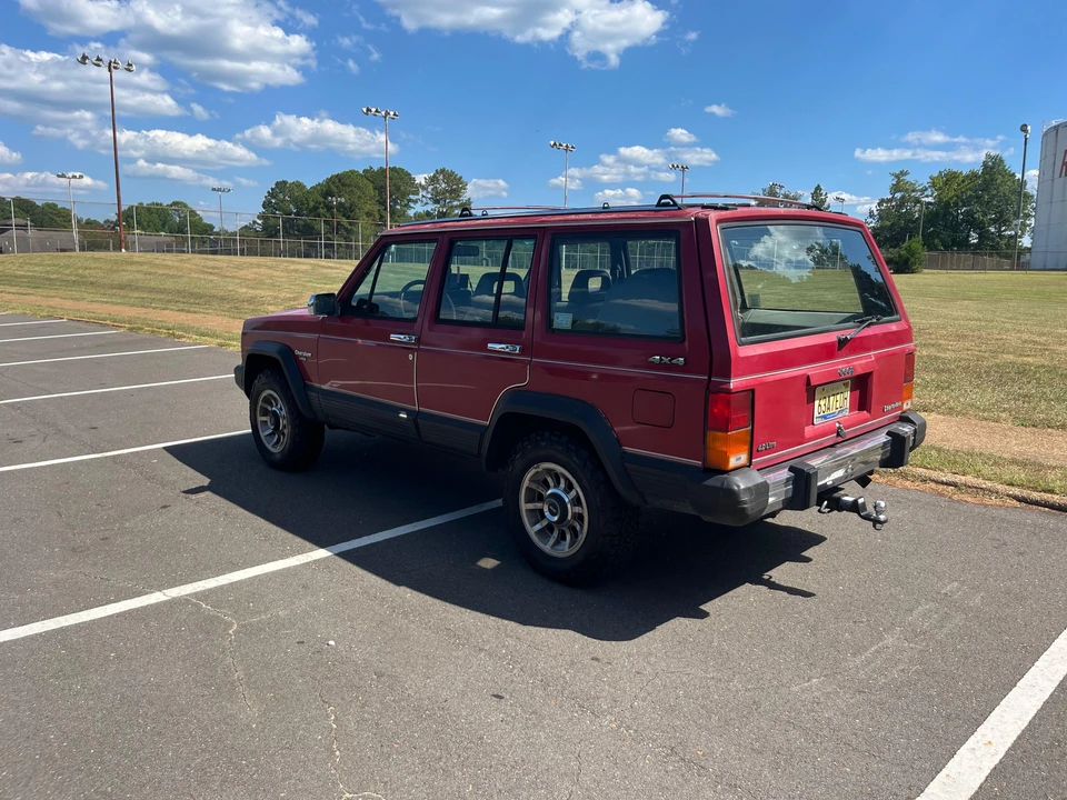1989 Jeep XJ Cherokee - Image 14 of 31
