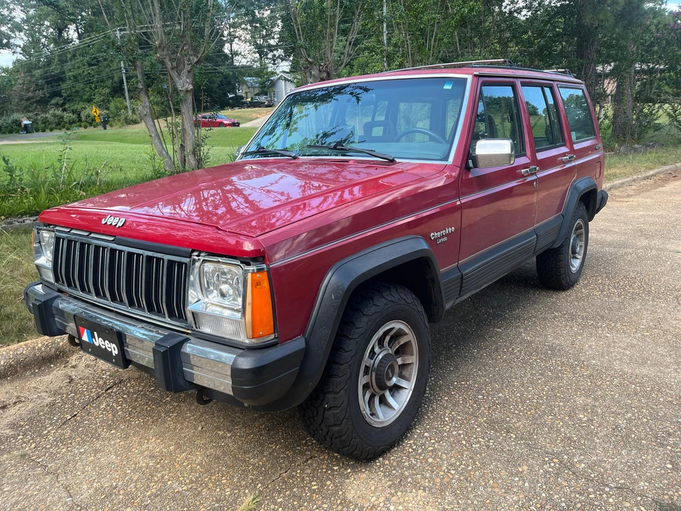 1989 Jeep XJ Cherokee - Image 9 of 31