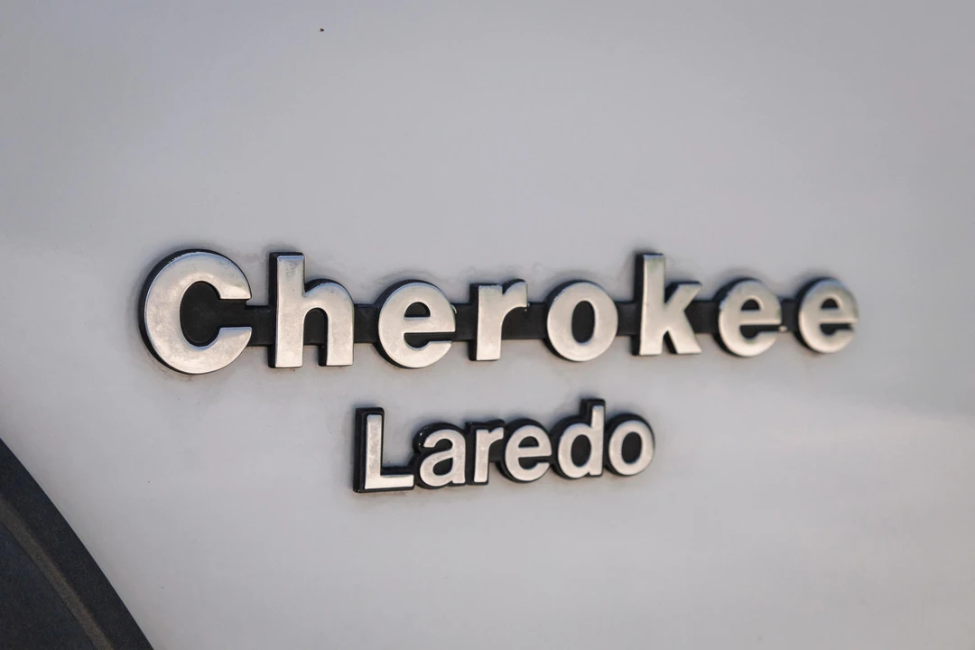 1989 Jeep XJ Cherokee - Image 13 of 31