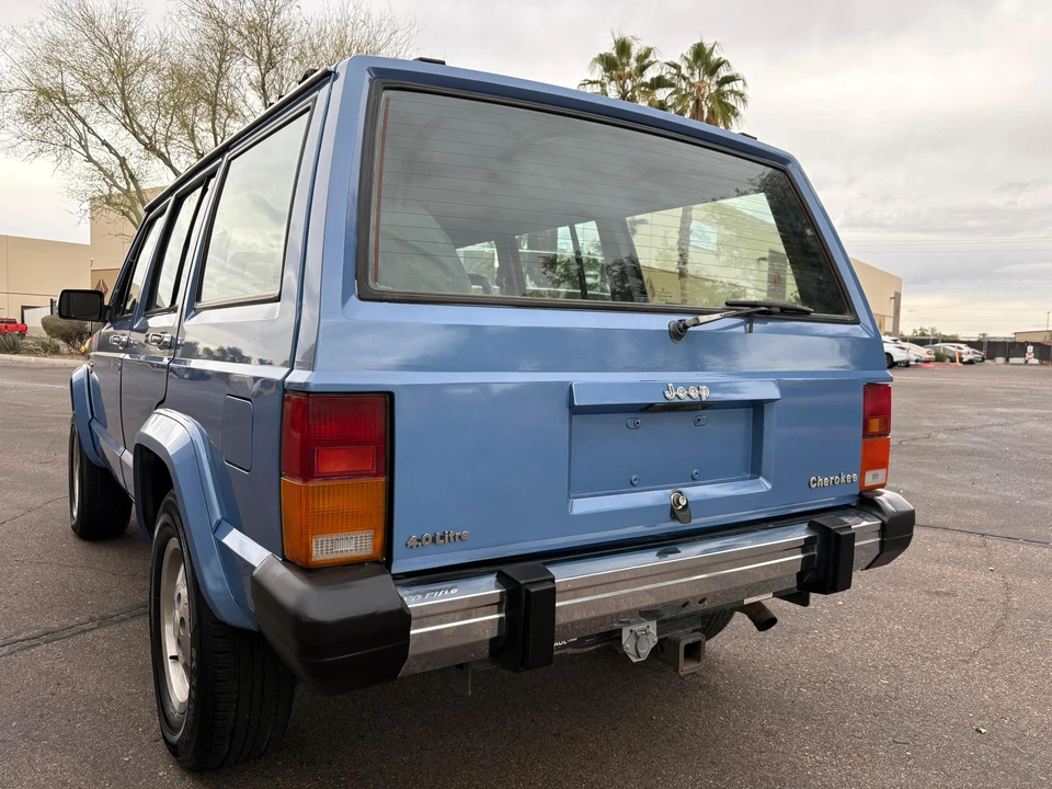 1989 Jeep XJ Cherokee - Image 8 of 31